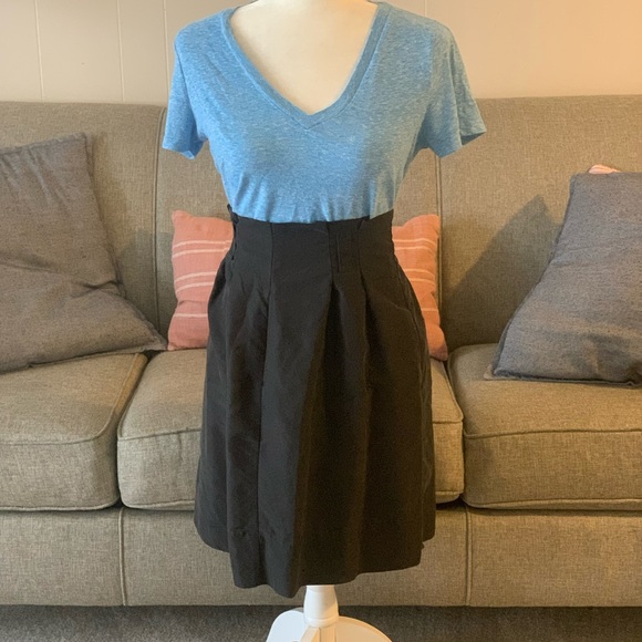 Mossimo V- Neck Tee - Picture 3 of 6